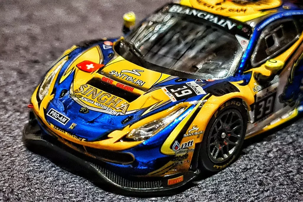 Tarmacworks Ferrari 488 GT3