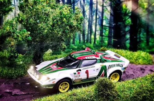 Lancia Stratos HF group 4 by Minigt 164 scale