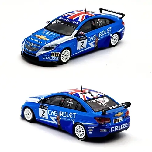 Chevrolet-Cruze-2011-WTCC-Pop-Race.