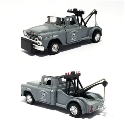 Chevrolet_Task-Force_1958-Apache-Tow-Truck_M2-Machines