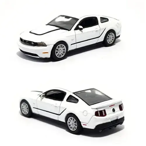 Ford_Mustang_2012-GT-5.0_Greenlight