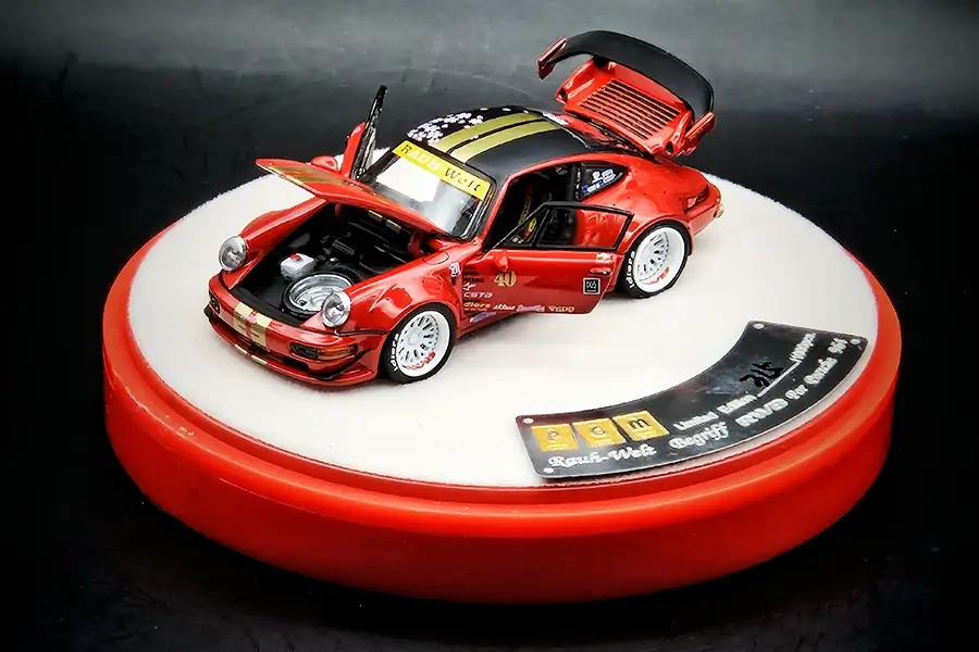 Rauh Welt Begriff RWB Porsche Model in 1:64 scale