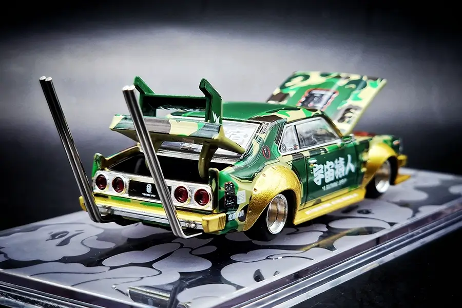 bOSOZOKU Pop Race Nissan Skyline C210 Kaido Racer 1:64 Model