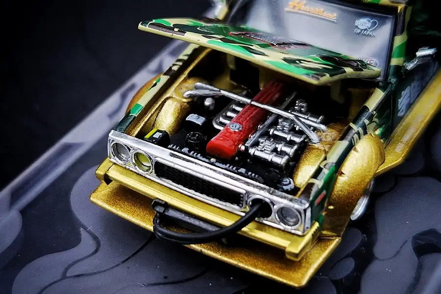 bOSOZOKU Pop Race Nissan Skyline C210 Kaido Racer 1:64 Model