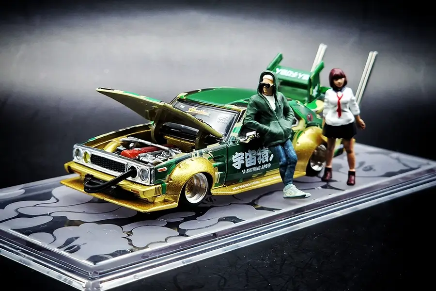 bOSOZOKU Pop Race Nissan Skyline C210 Kaido Racer 1:64 Model