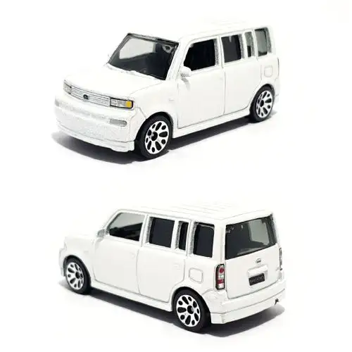 Scion_xB_2004_Matchbox.jpg