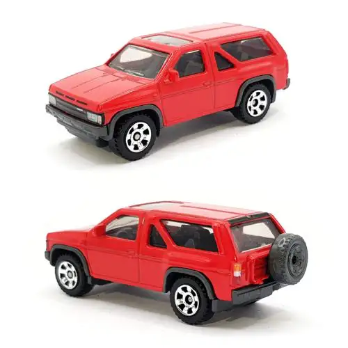 Nissan_Pathfinder_1985_Matchbox.jpg