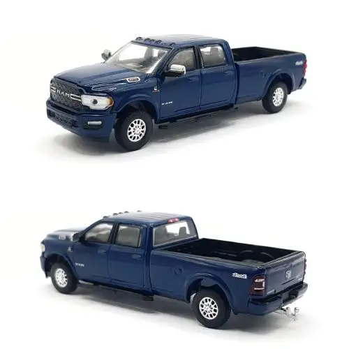 RAM_2500_2023-Bighorn-Sport_Greenlight.jpg