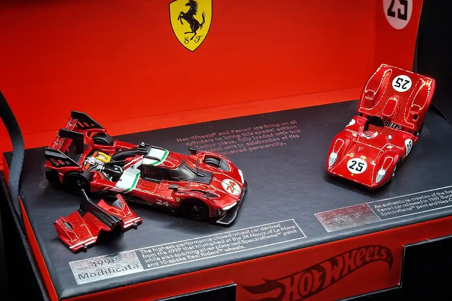 Hot Wheels Ferrari RLC