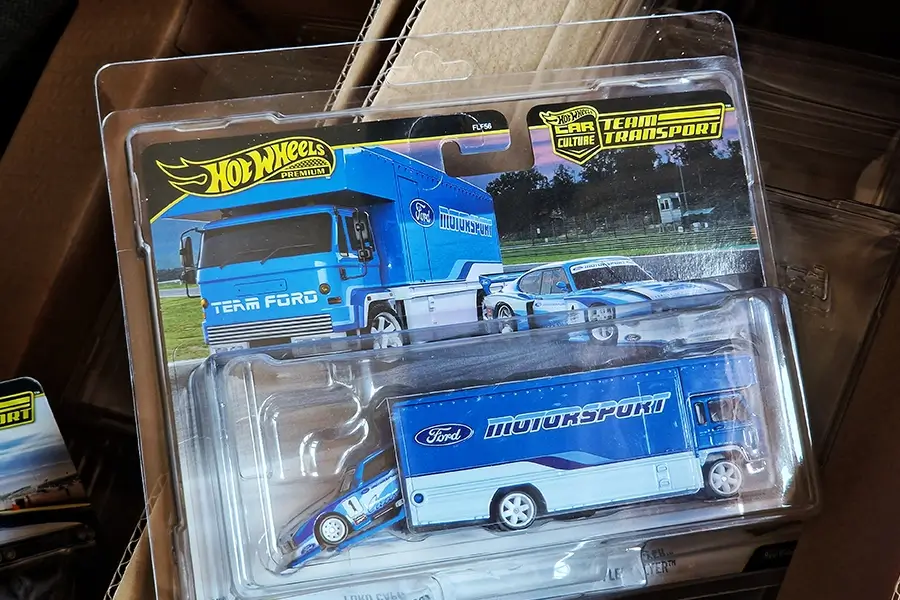Hot Wheels Team Transport Case