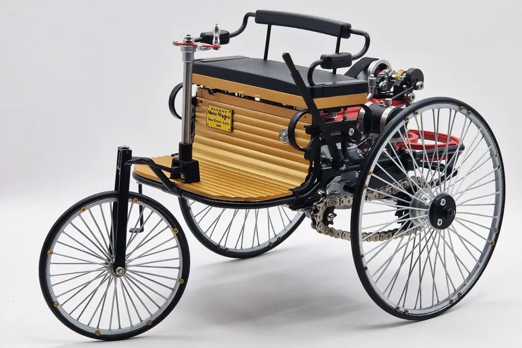 Benz Patent Motorwagen Teching Modelkit